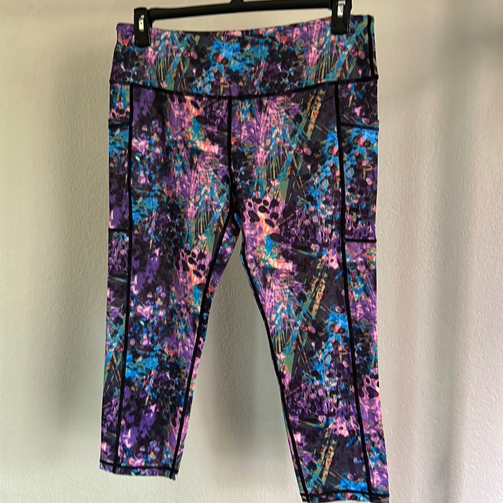 Constantly Varied Gear confetti capris. Size XXL.